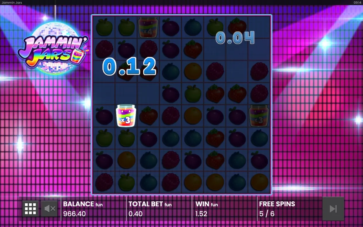 Free-Spins-Runde 5/6, Gewinn 1.52 fun, zwei Jam-Jar-Wilds mit x4 und x3 auf dem Feld.